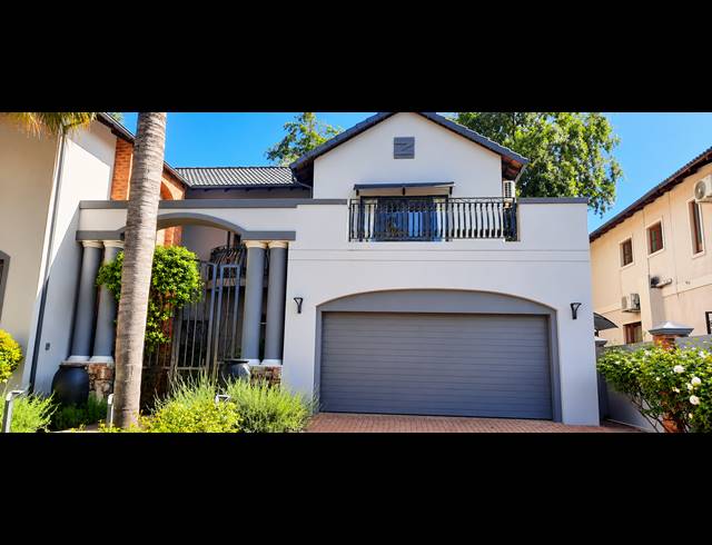 4 BEDROOM FREEHOLD FOR SALE IN SUNWARD PARK